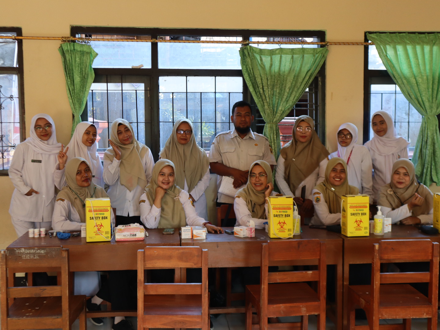 Pemerintah meluncurkan program Pengecekan Kesehatan Gratis (PKG) di SMK SAKTI Gemolong