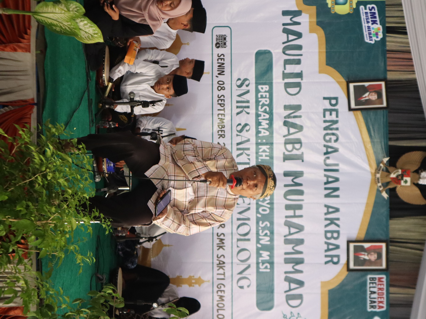 SMK Sakti Gemolong Peringati Maulid Nabi Muhammad SAW 1447 H Bersama K.H. Sunaryo, S.Sn, M.Si.