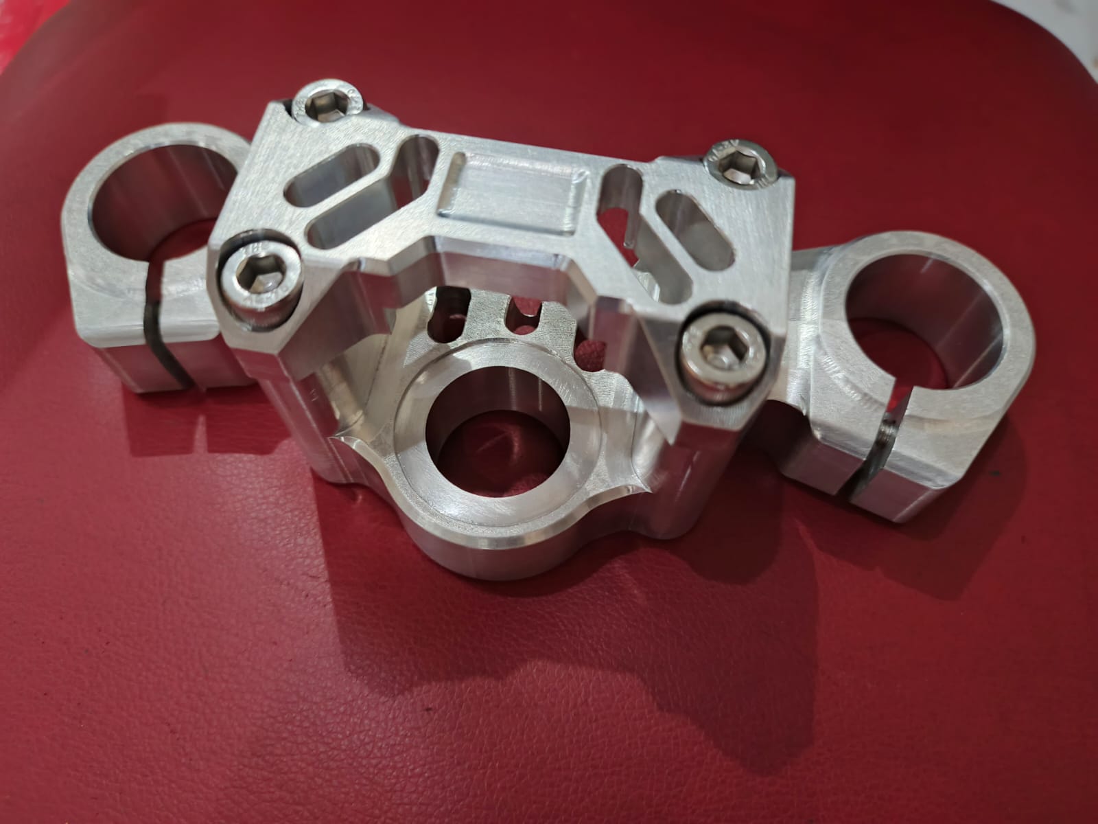 T SEGITIGA ATAS SET RAISER NINJA R 2 TAK